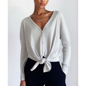 Babaton / Aritzia Taurus Grey Waffle Button Down Shirt | Medium